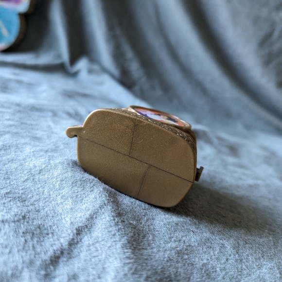 Vintage Polly Pocket Hunchback Of Notre Dame Disney Locket Once Upon A Time Bell - Picture 2 of 12